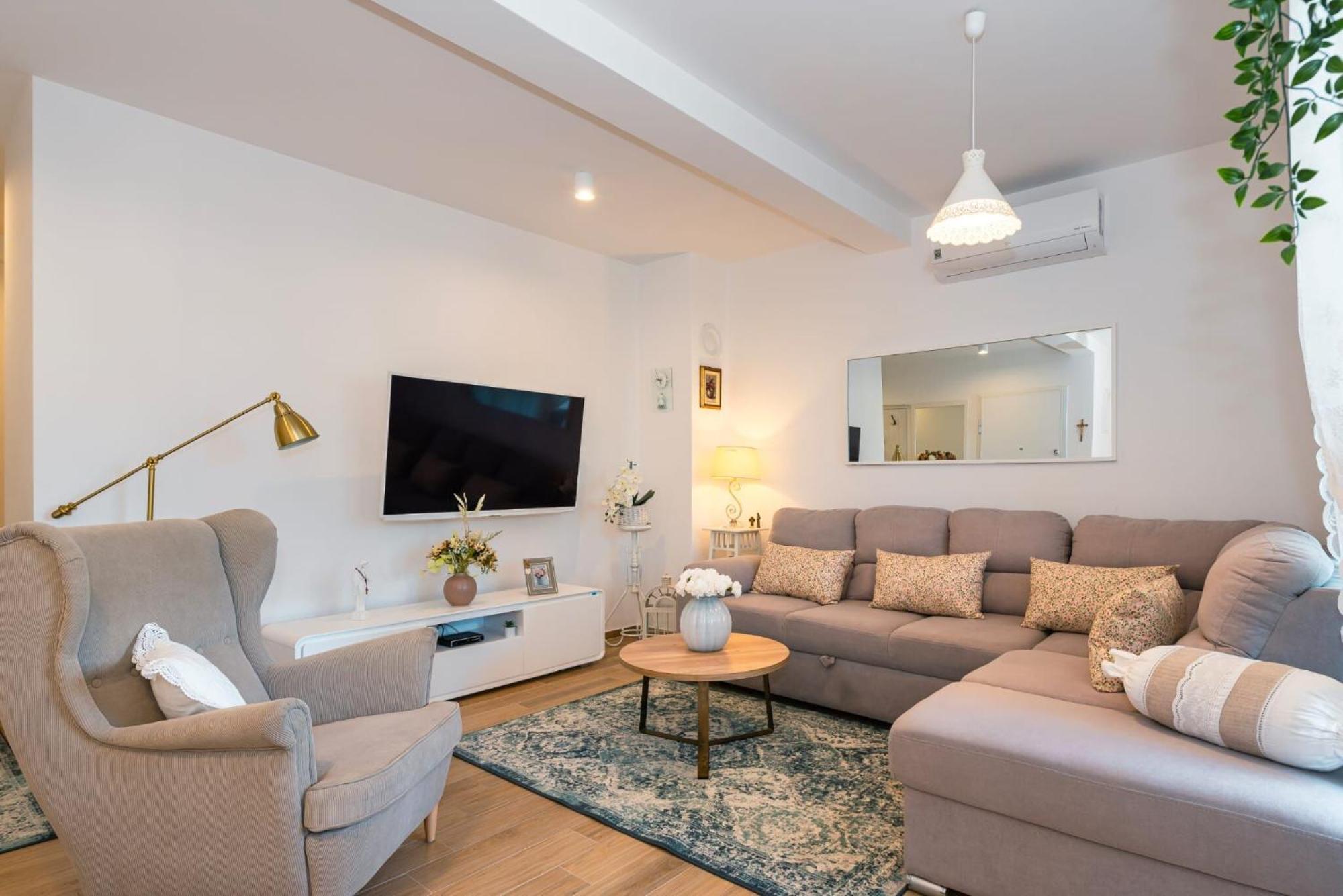 Apartment Apartman Mia โบรดาริตซา ภายนอก รูปภาพ